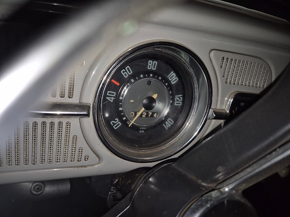 Volkswagen 1300 4 of 4