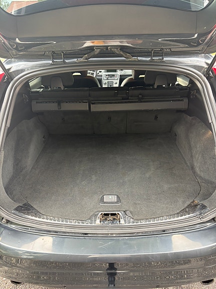 Volvo V60 8 of 8