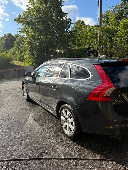 Volvo V60 5 of 5