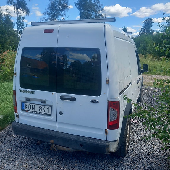 Ford Transit Connect 4 of 4