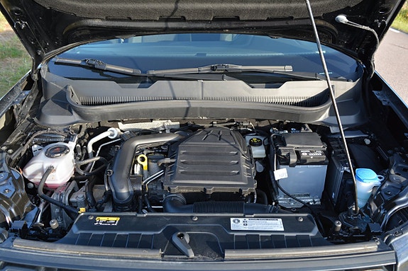 Volkswagen T-Cross 17 of 30