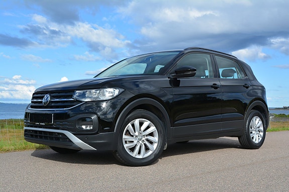 Volkswagen T-Cross 3 of 5