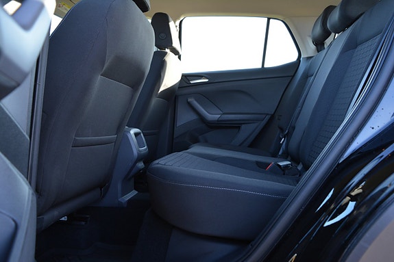 Volkswagen T-Cross 21 of 30