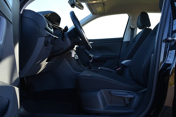 Volkswagen T-Cross 19 of 30