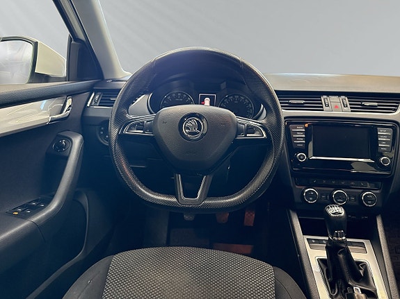 Skoda Octavia 10 of 19