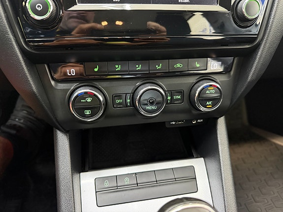 Skoda Octavia 16 of 19