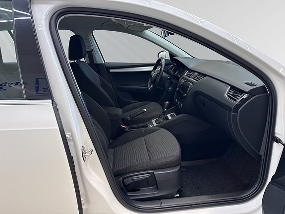 Skoda Octavia 9 of 19
