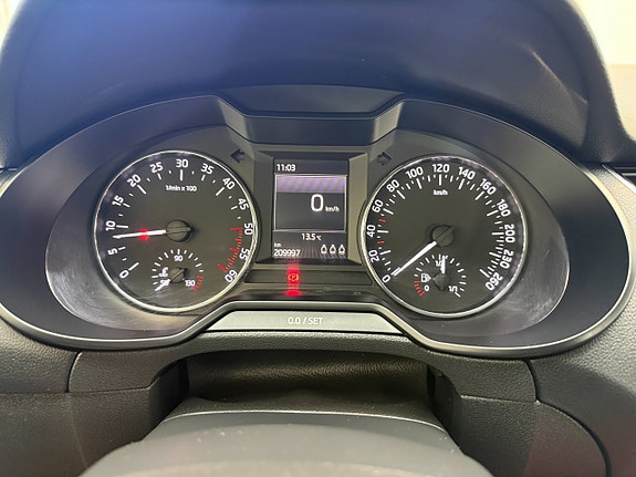 Skoda Octavia 12 of 19