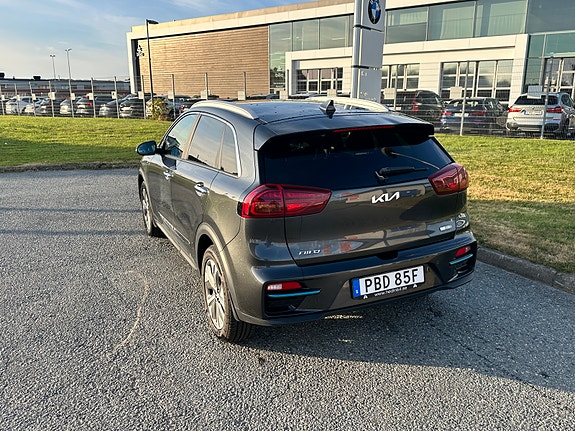 Kia e-Niro 3 of 5
