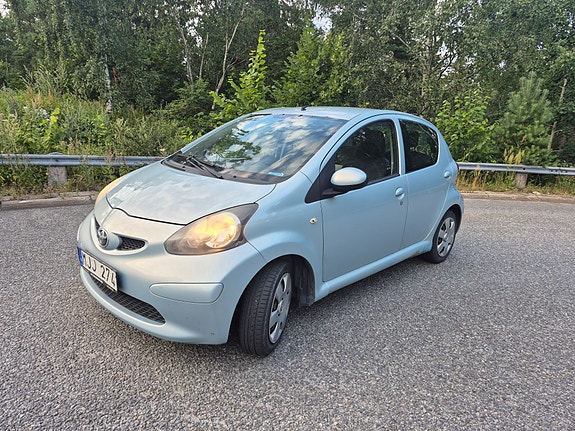 Toyota Aygo 3 of 4
