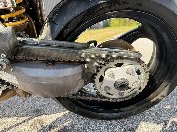 Ducati 748 7 of 9