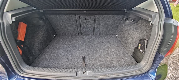 Volkswagen Golf V 6 of 8