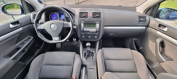 Volkswagen Golf V 3 of 5