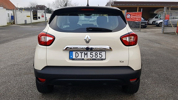 Renault Captur 13 of 21