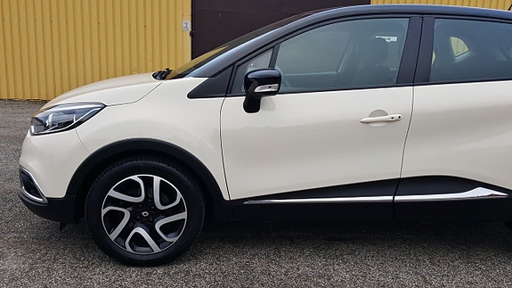 Renault Captur 21 of 21