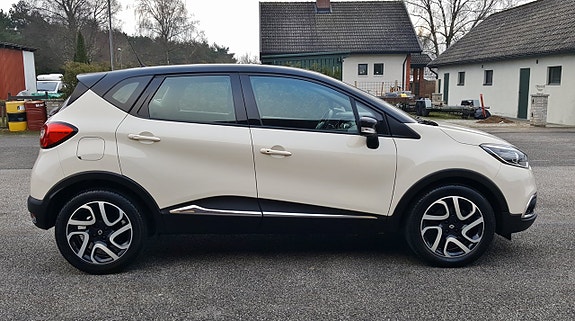 Renault Captur 8 of 21
