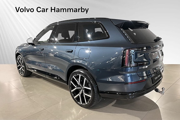 Volvo EX90 4 of 5
