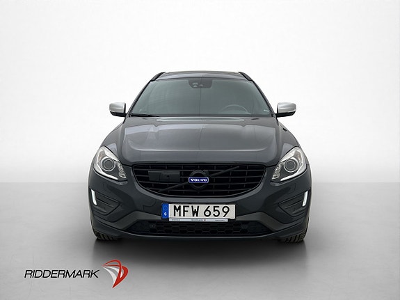 Volvo XC60 2 of 26
