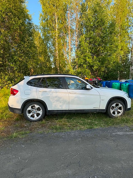 BMW X1 2 of 5