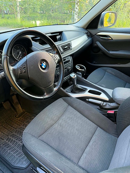 BMW X1 6 of 8
