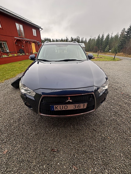 Mitsubishi Outlander 4 of 5