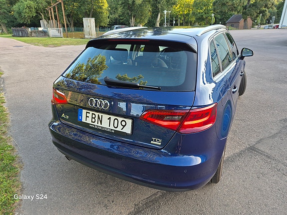 Audi A3 4 of 5