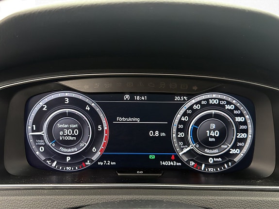 Volkswagen Golf Alltrack 19 of 30