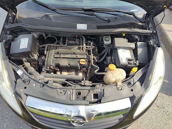 Opel Corsa 4 of 5