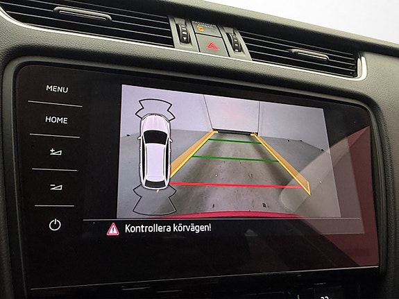 Skoda Octavia Scout 19 of 27