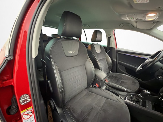 Skoda Octavia Scout 12 of 27