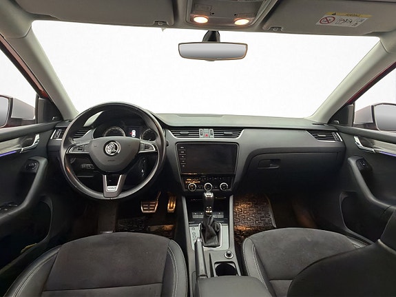 Skoda Octavia Scout 16 of 27
