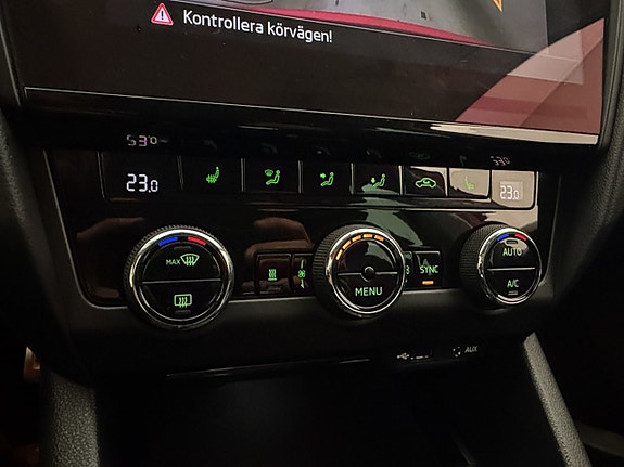 Skoda Octavia Scout 23 of 27