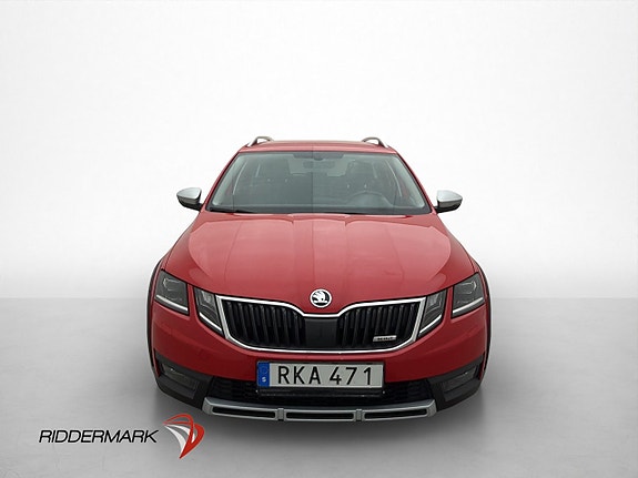 Skoda Octavia Scout 2 of 27