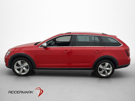 Skoda Octavia Scout 4 of 27