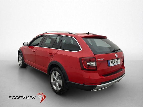 Skoda Octavia Scout 5 of 27
