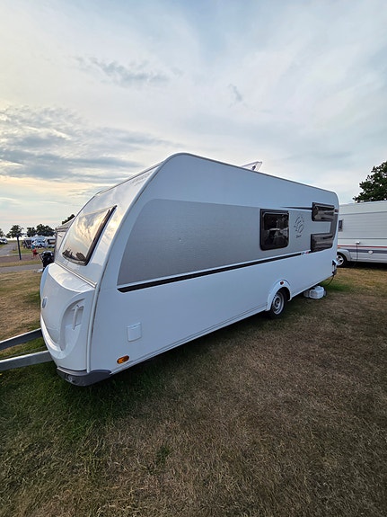 Knaus Sport - 580 QS -Barnkammare - Förtält 3m 3 of 30