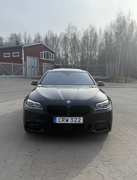 BMW 530d 2 of 10