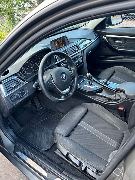 BMW 318d 8 of 9