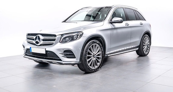 Mercedes-Benz GLC220 d 2 of 5