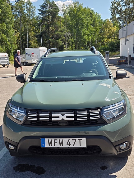 Dacia Duster 2 of 5