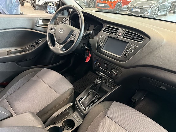 Hyundai i20 13 of 17