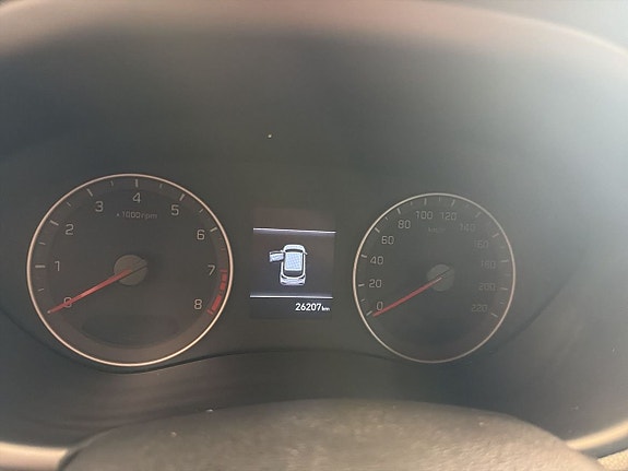 Hyundai i20 12 of 17