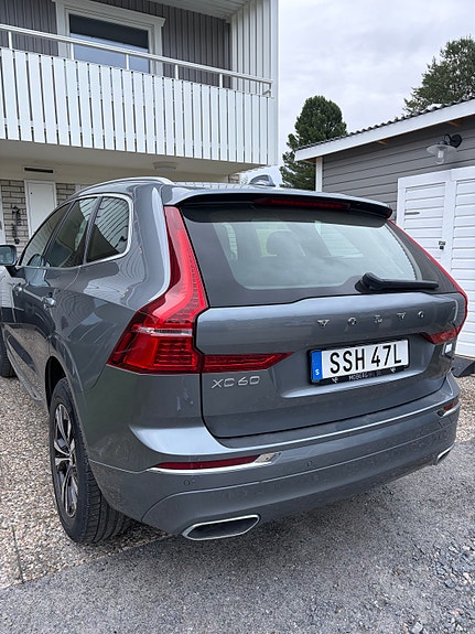 Volvo XC60 4 of 5