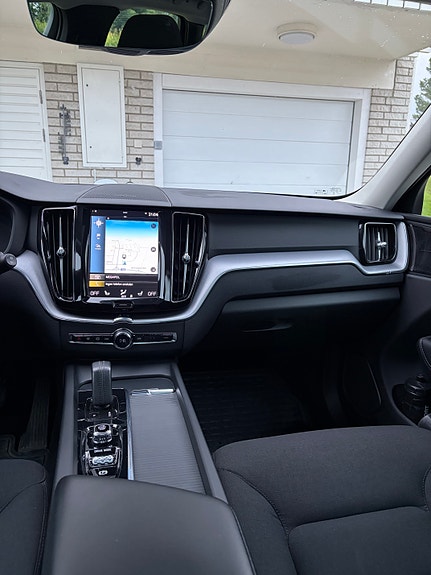 Volvo XC60 7 of 10