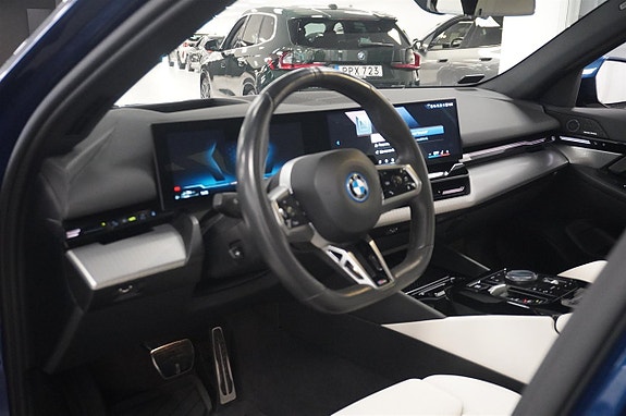 BMW 530e 4 of 20