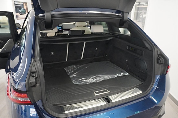BMW 530e 10 of 20