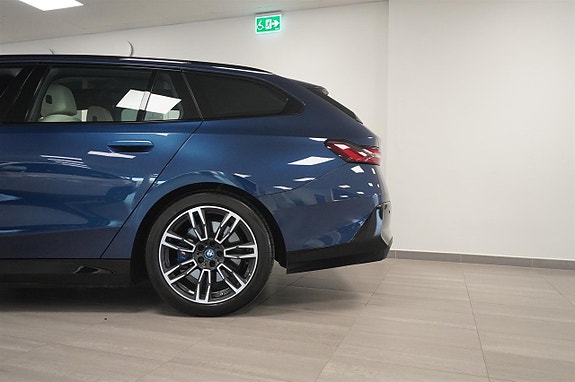 BMW 530e 7 of 20