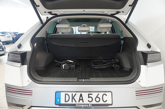 Hyundai IONIQ 10 of 13