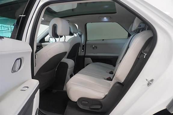 Hyundai IONIQ 9 of 13