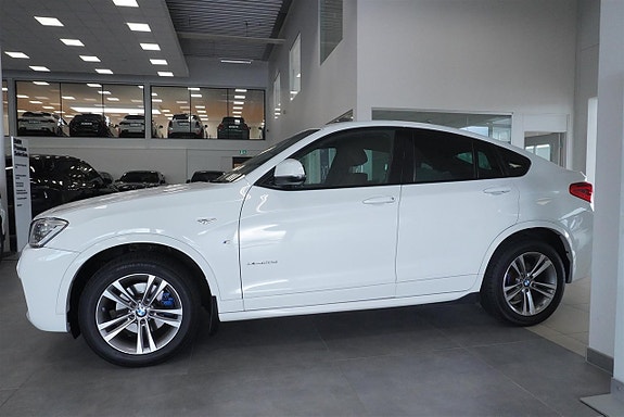 BMW X4 3 of 6